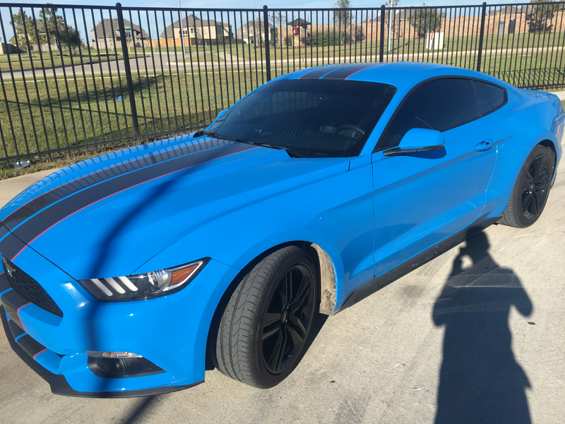 I only had one (bad) picture of the car